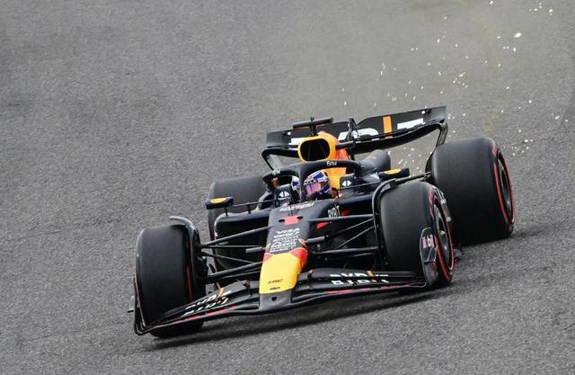 开云体育在线-哈斯车队力克雷诺车队，阿隆索关键制胜